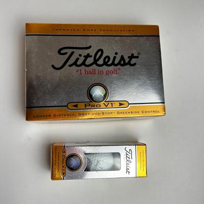 G513 Titleist Pro V1 Golf Balls New in Box