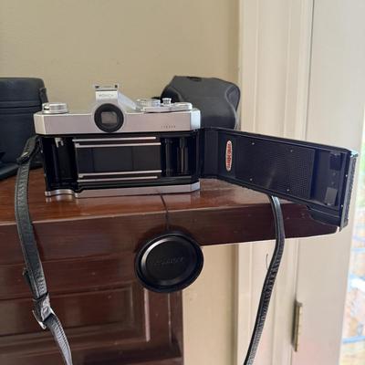 PR512 Konica Autoreflex T Camera Lot