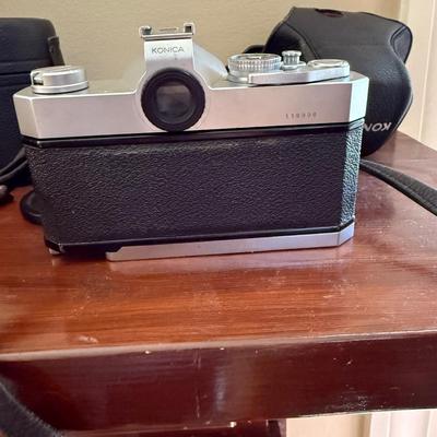 PR512 Konica Autoreflex T Camera Lot