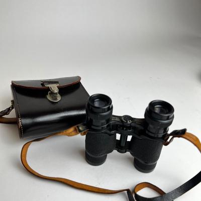 G514 E.Leitz Wetzlar 6x24 German Binoculars with Leather Case
