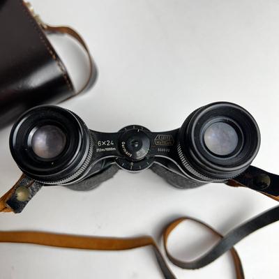 G514 E.Leitz Wetzlar 6x24 German Binoculars with Leather Case