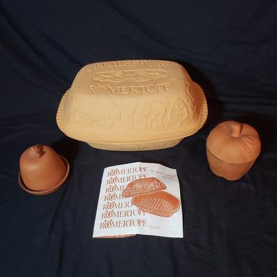 Romertopf Clay Roasting Dish and More (K-KD)