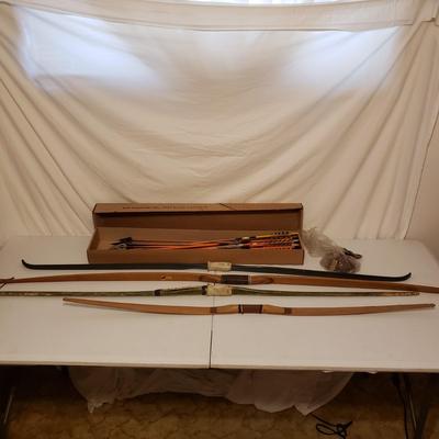 Vintage Bows and Arrows (B1-BM)