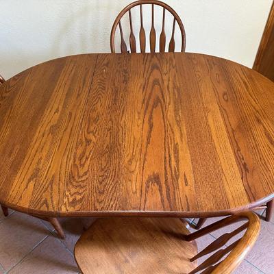 Solid Oak Pedestal Dining Table with Six Windsor Chairs