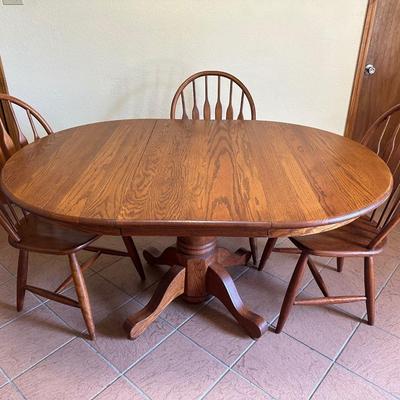 Solid Oak Pedestal Dining Table with Six Windsor Chairs
