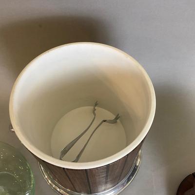 K1005 Coasters & Coaster Holder Lot