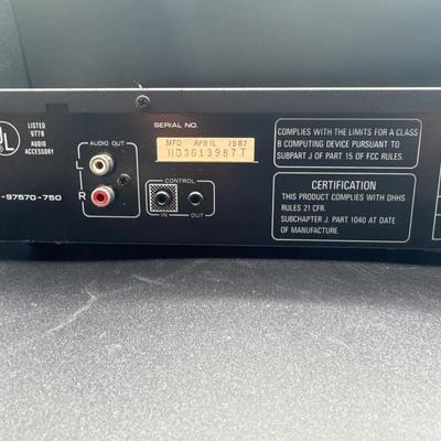 Vintage Pioneer Multi-Play Compact Disc Player PD-M40