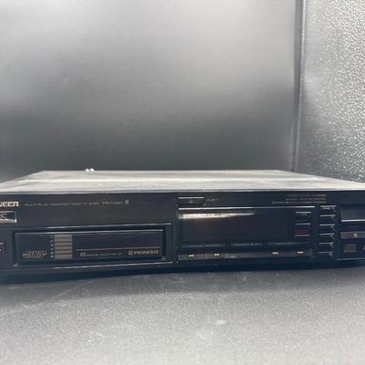 Vintage Pioneer Multi-Play Compact Disc Player PD-M40