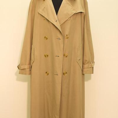 A1022 Vintage Womens Burberry Trench Coat