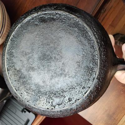 2 Cast Iron Pan No. 7 , No. 10 Griddle