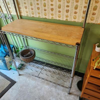 Heavy Duty Bakers Rack 36x14x62 Wine Rack on Lower Shelf