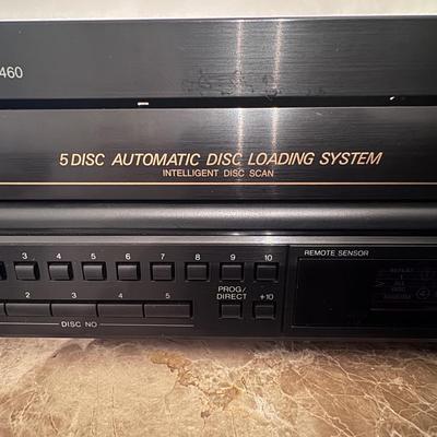 Denon DCM-460 5 DISC CD Player