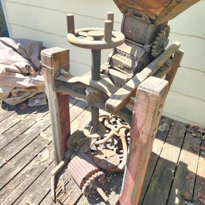 Antique Apple Press Untested