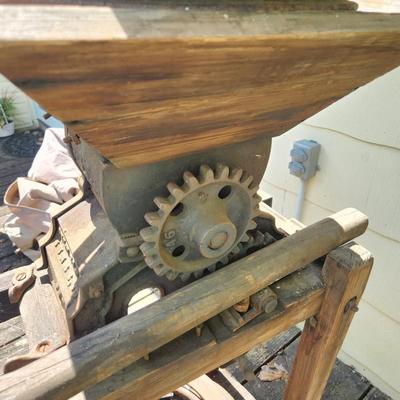 Antique Apple Press Untested