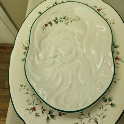 Pfaltzgraff Winterberry China lot Many with boxes