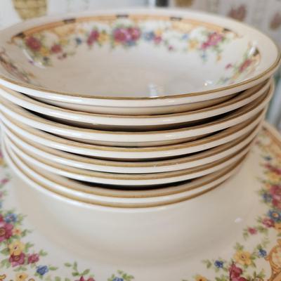 Lot of Geogian Dinnerware U.S.A. Plates Bowls Cups & Saucers, Server ,