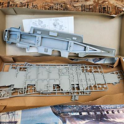 4 Vintage Models Star Trek U.S.S. Reliant , Star Wars, USS Enterprise, U.S.S. Constitution, Open Boxes for parts