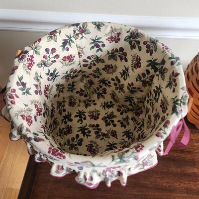 2 Vintage Longaberger Baskets w Lids 2002 1 with cooler