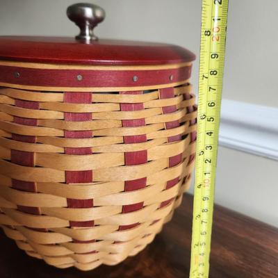 2 Vintage Longaberger Baskets w Lids 2002 1 with cooler