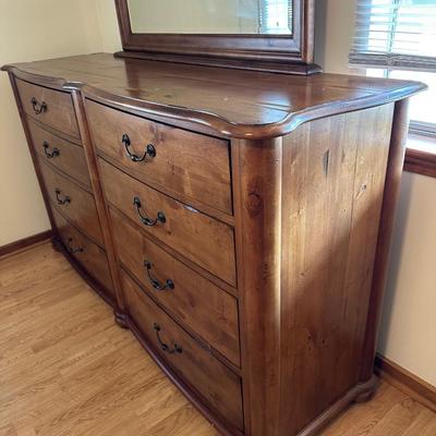 Kincaid Solid Wood Dresser with Eight Drawers