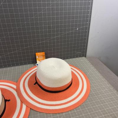 2 Columbia NEW with Tags SUN HATS 