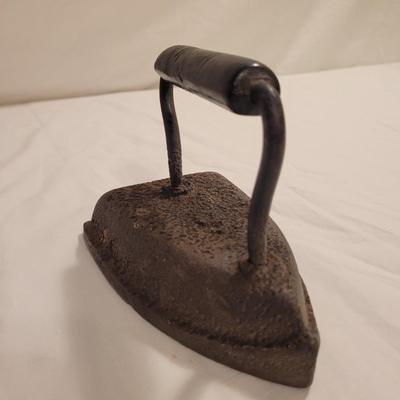 Two Antique Cast Iron Sad Irons (FE-EL)