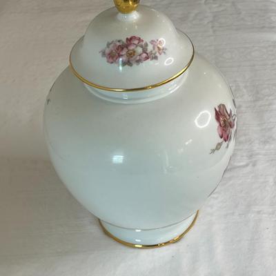 Vintage Gerold Porzellan Wild Rose Porcelain Ginger Jar (LR)