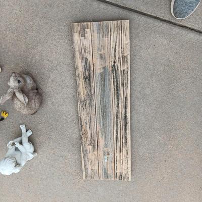 YARD ART