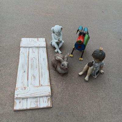 YARD ART