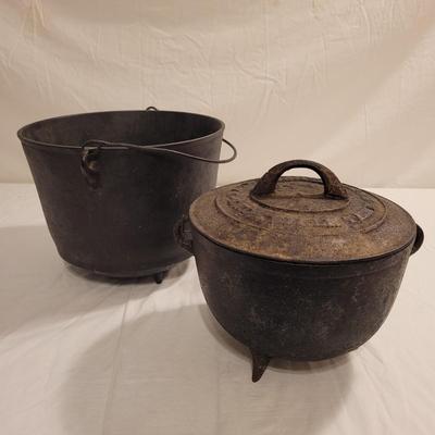 Cast Iron Fair Day and DeKlyne Footed Dutch Oven (FE-EL)