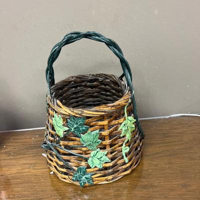 Nice Fall Basket