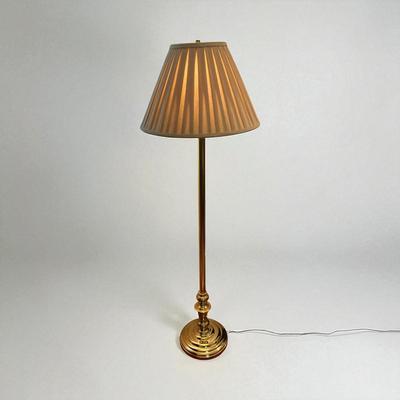 Brass Finish Floor Lamp Single Bulb LR)