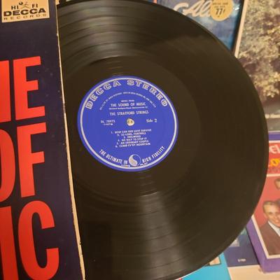 33 LPs-Country Classics W/Gospel, Disco and Christmas (LR-KD)