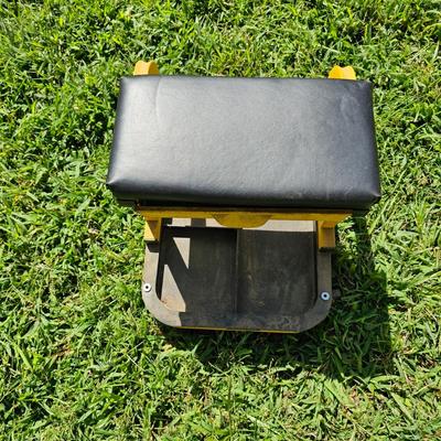 Black & Decker Workmate & Rolling Work Stool (SF-JS)