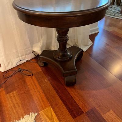Round Side Table Three Footed (LR)