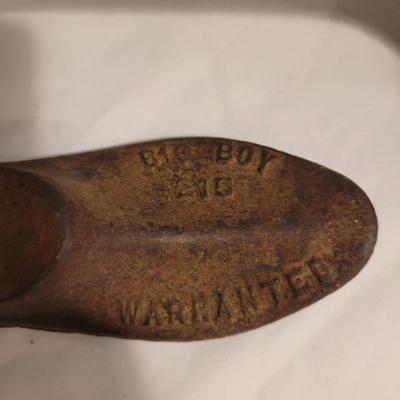 Antique Cast Iron Cobblers Anvil & Shoe Forms (FE-EL)