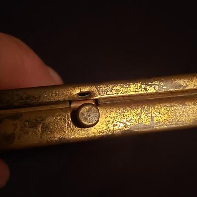 Vanity Treasures (LR-KD)
