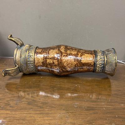 Nice Fancy Vase in Good Condition