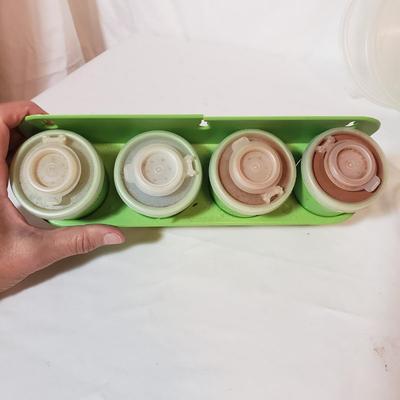 Vintage Tupperware (K-KD)