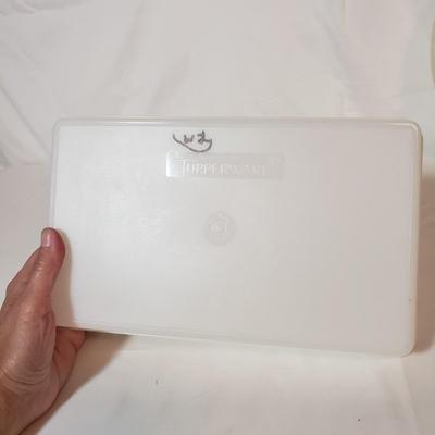 Vintage Tupperware (K-KD)