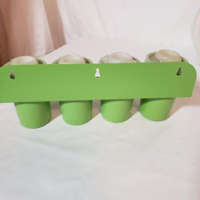 Vintage Tupperware (K-KD)