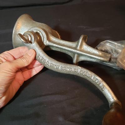 Vintage/Antique Collectable Housewares (K-KD)