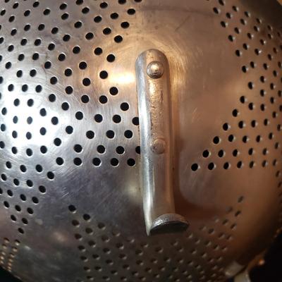 Vintage/Antique Collectable Housewares (K-KD)