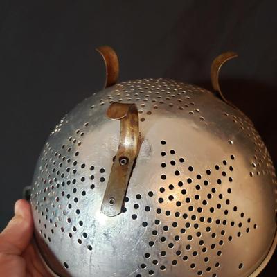 Vintage/Antique Collectable Housewares (K-KD)