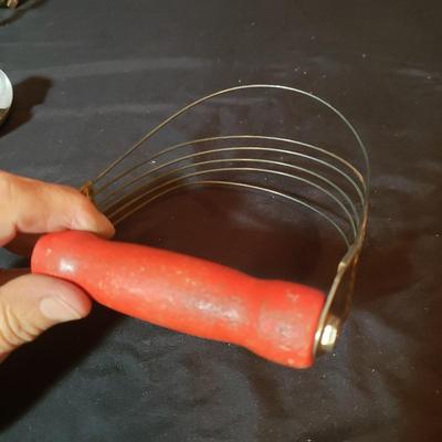 Vintage/Antique Collectable Housewares (K-KD)