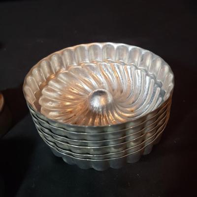 Vintage/Antique Collectable Housewares (K-KD)