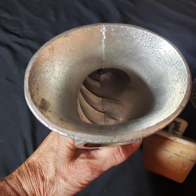 Vintage/Antique Collectable Housewares (K-KD)