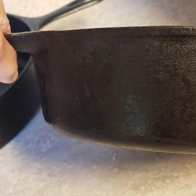 11 Piece Cast Iron Pans (K-KD)