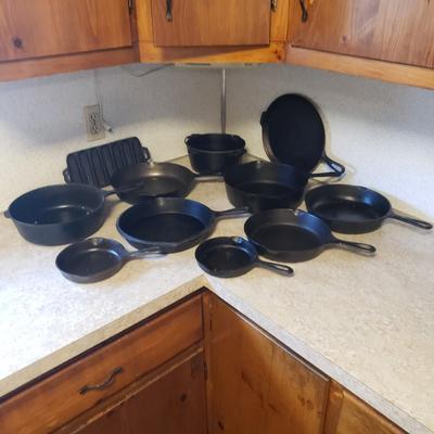 11 Piece Cast Iron Pans (K-KD)