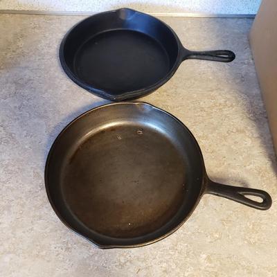 11 Piece Cast Iron Pans (K-KD)